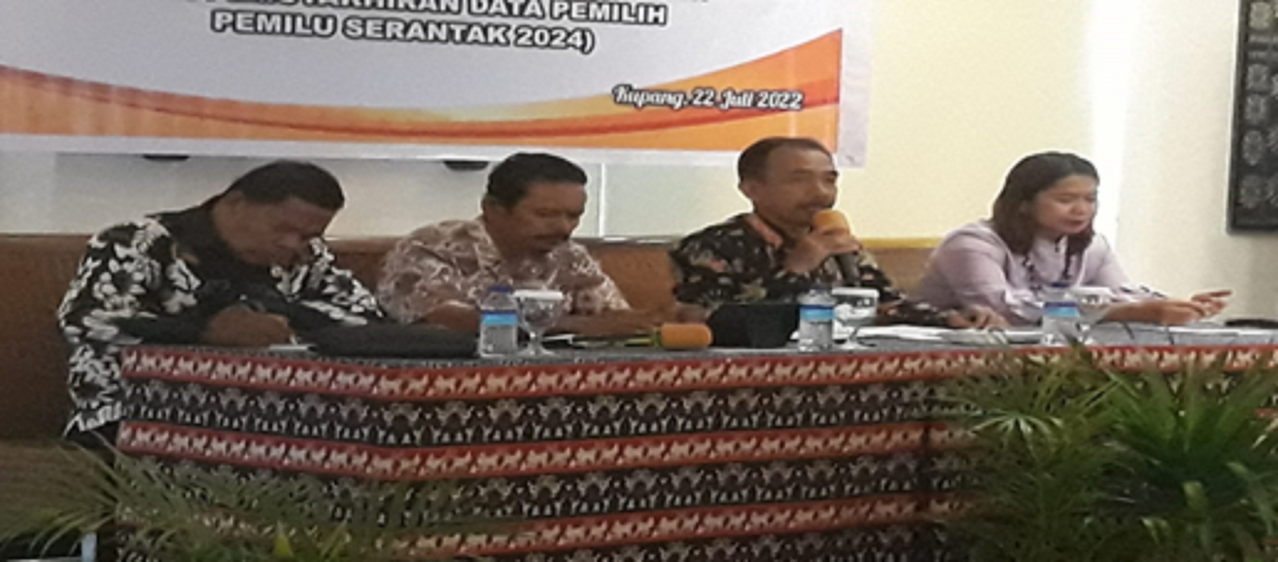 Bawaslu NTT Gelar Rapat Koordinasi 