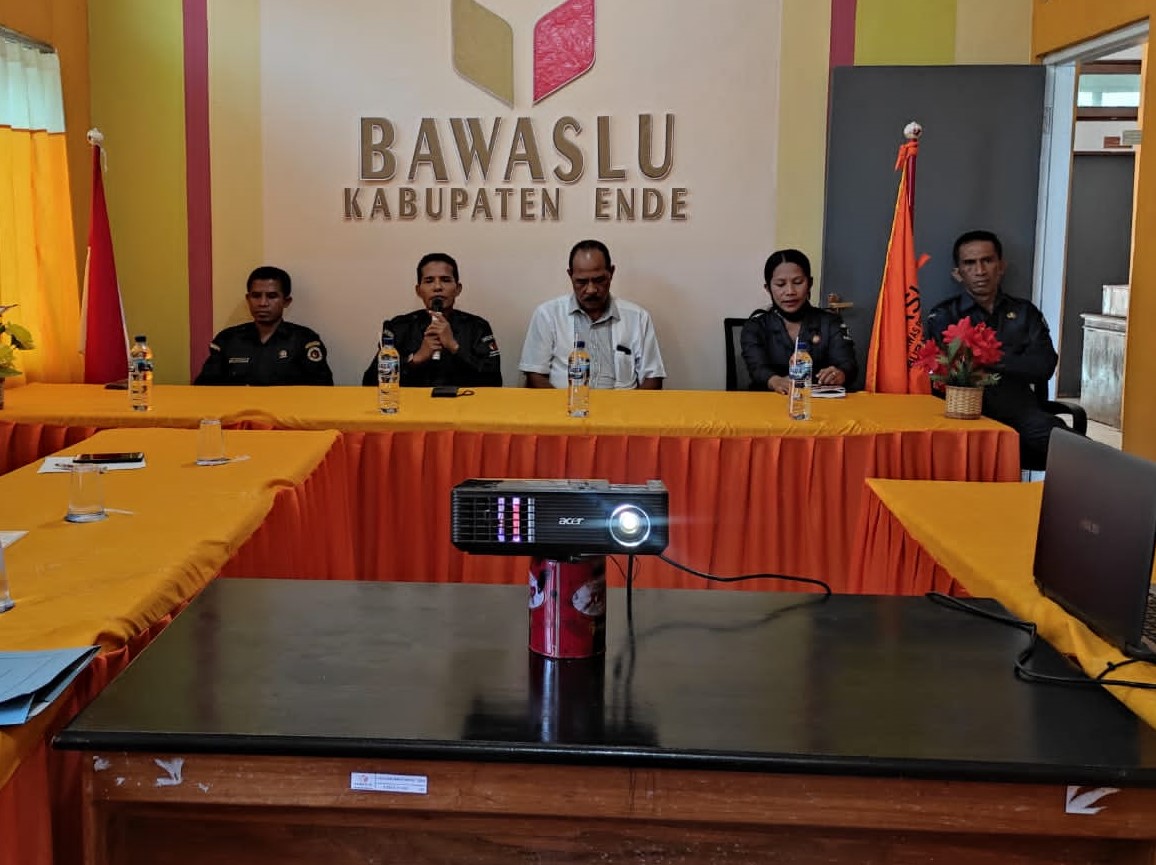Menjadi Seorang Penulis  Harus Berani Memulai
