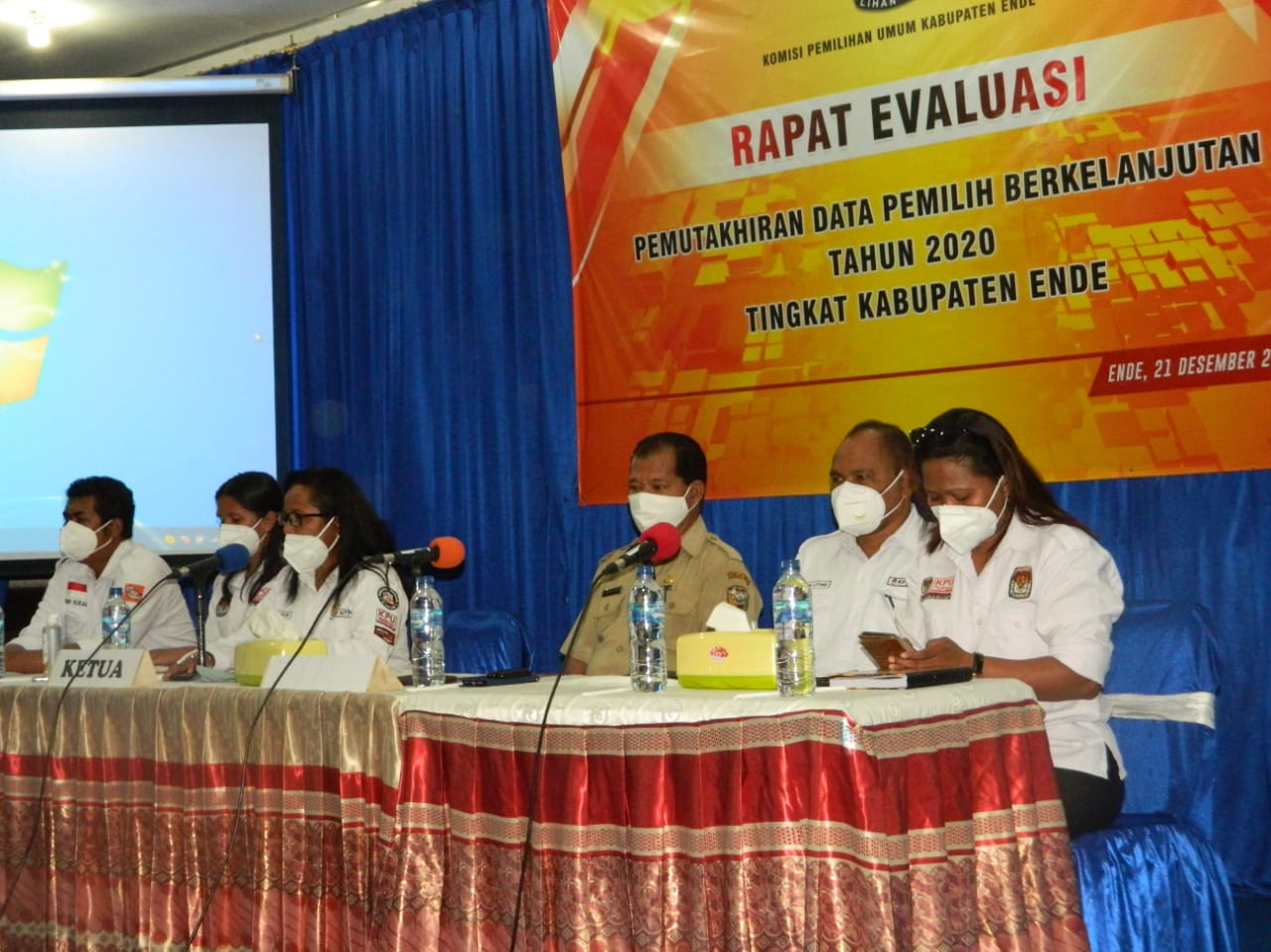 KPU Ende Gelar Rapat Evaluasi   Pemutakhiran Data Pemilih Berkelanjutan  Tahun 2020