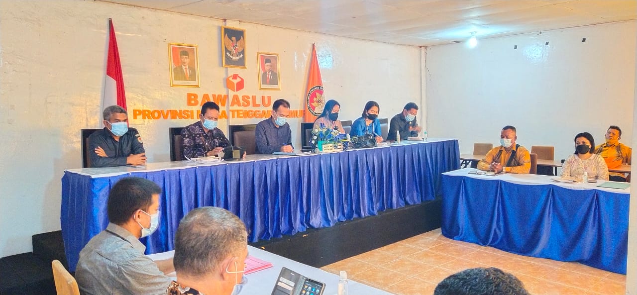 Sosialisasi Pembinaan dan Pengawasan  Pelaksanaan Tugas Pengawas Pemilu