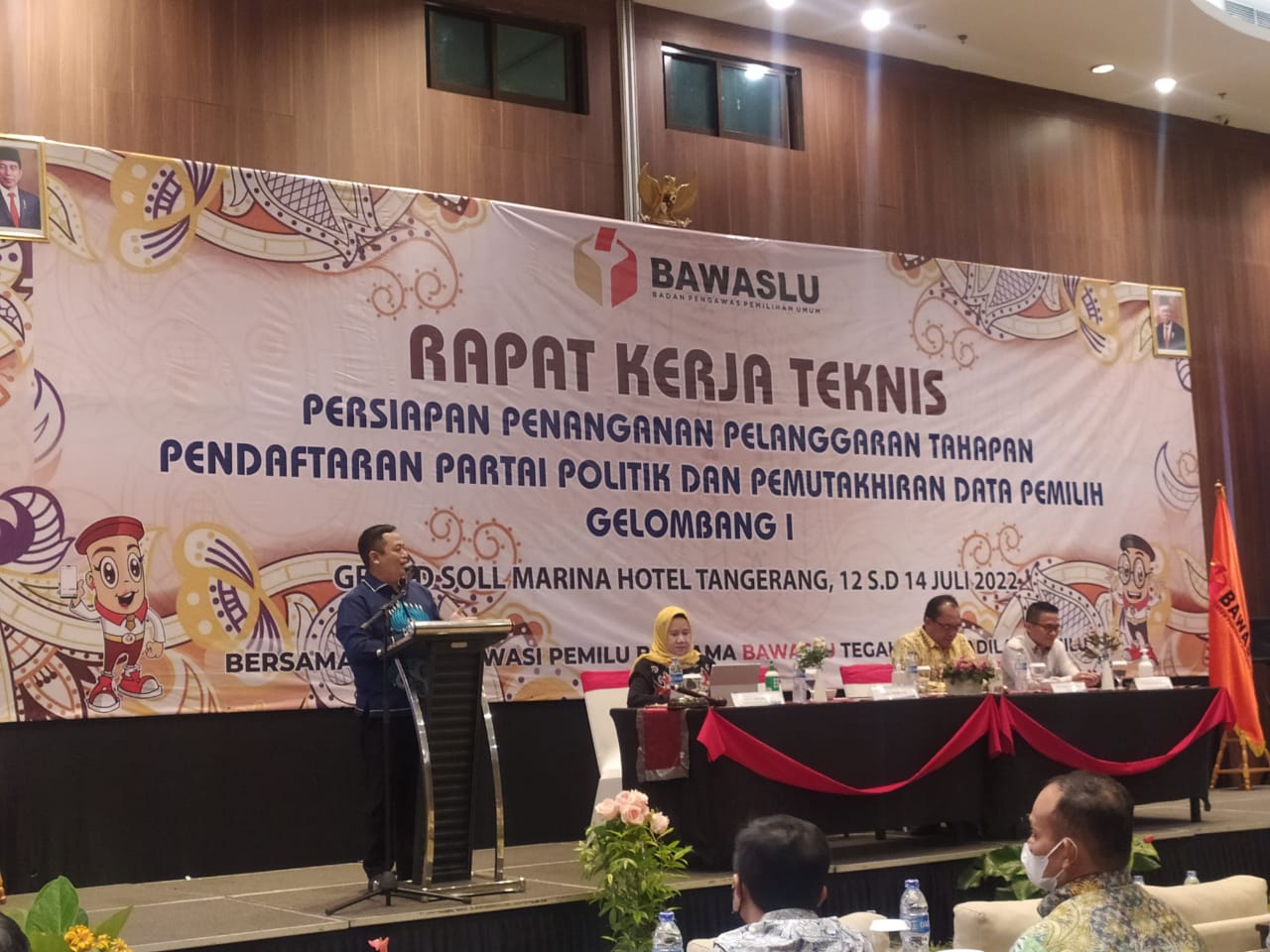 Rapat Kerja Teknis Persiapan Penanganan Pelangggaran Tahapan Pendaftaran Partai Politik Dan Pemutakhiran Data Pemilih