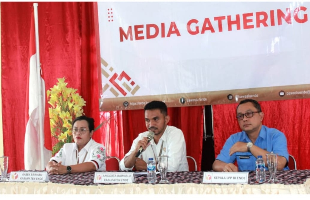 Bawaslu Ende Gelar Media Gathering