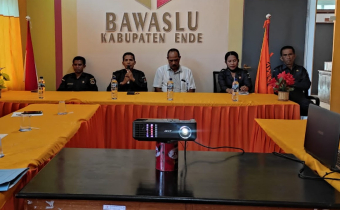 Menjadi Seorang Penulis  Harus Berani Memulai