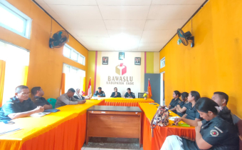 Rapat Evaluasi Kerja  Tahun 2021