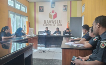 Tingkatkan Kinerja Kerja, Bawaslu Ende Lakukan Rapat Rutin 