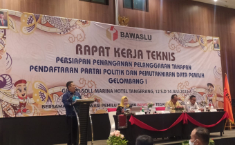 Rapat Kerja Teknis Persiapan Penanganan Pelangggaran Tahapan Pendaftaran Partai Politik Dan Pemutakhiran Data Pemilih